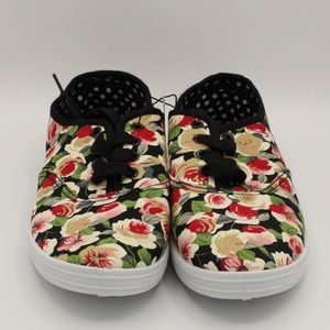 BOBBIE BROOKS BLACK SHOES ROSES SIZE 7 LADIES